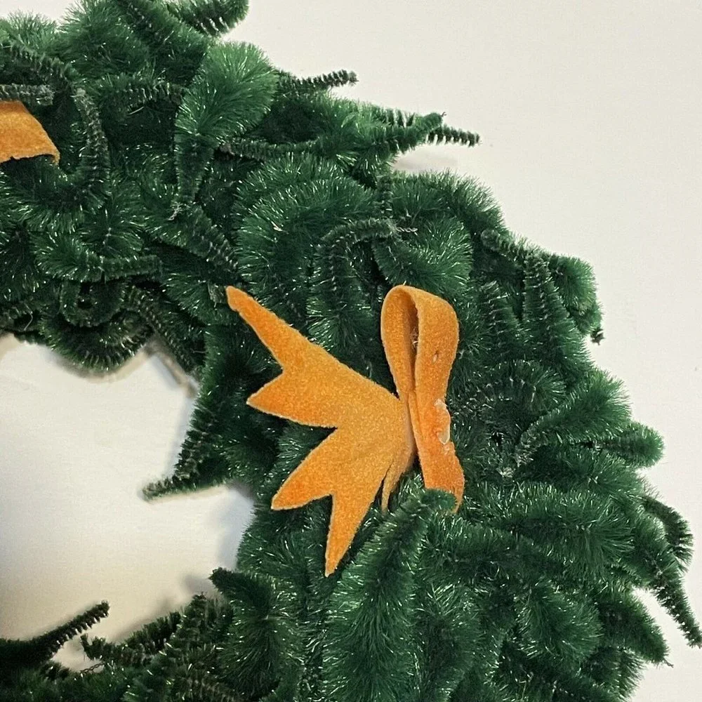vintage green chenile christmas wreath Decor Gold bows berries